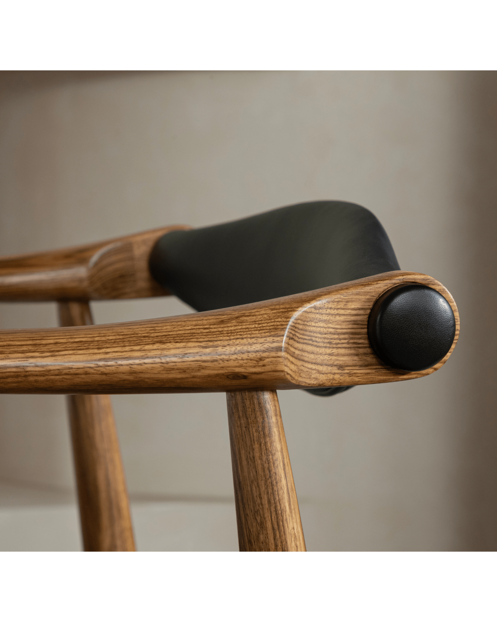 Chaise à joug CH34