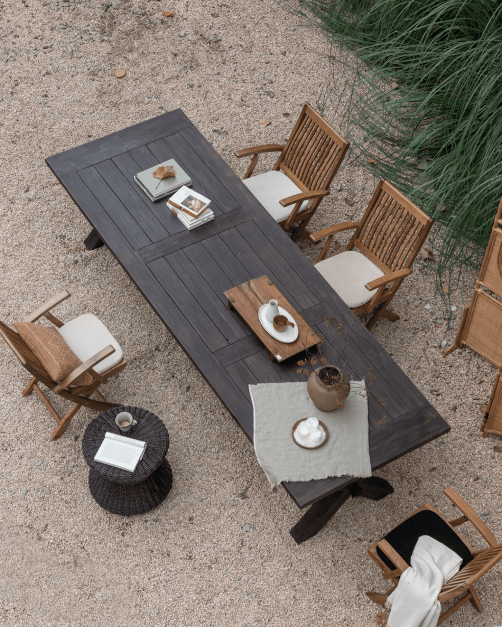 Table à manger d'extérieur de ferme