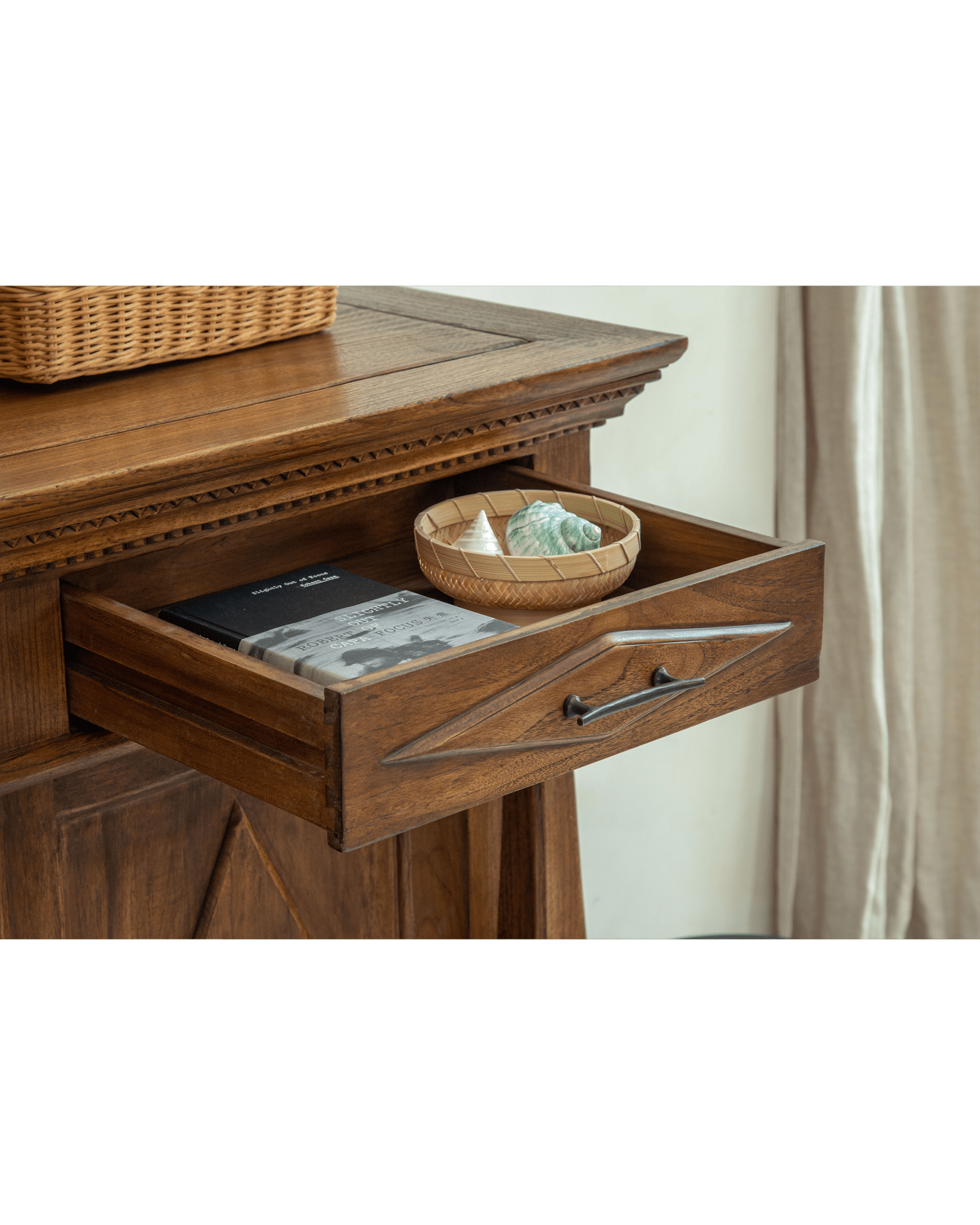 Armoire en teck Victoria