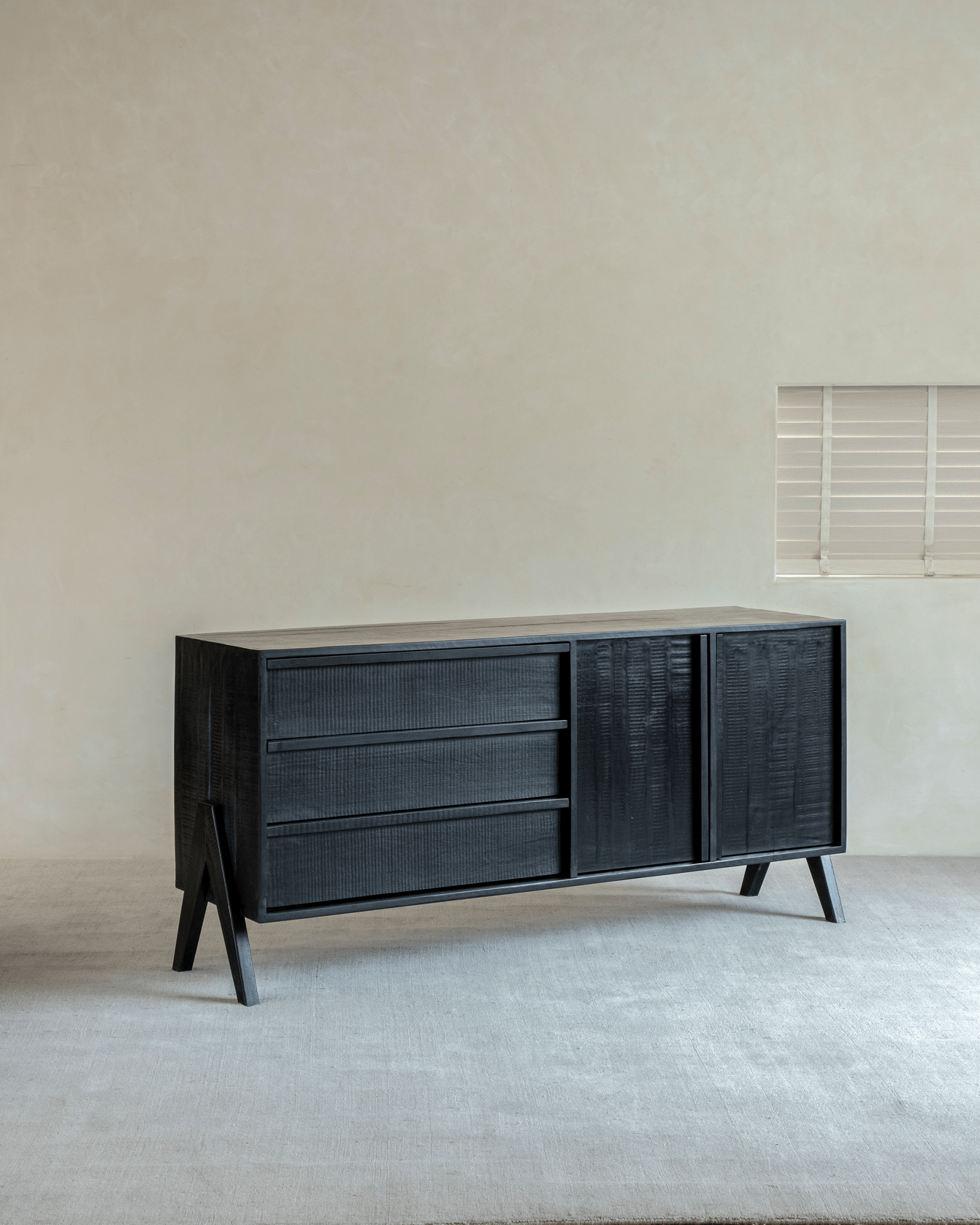Buffet noir n° 32