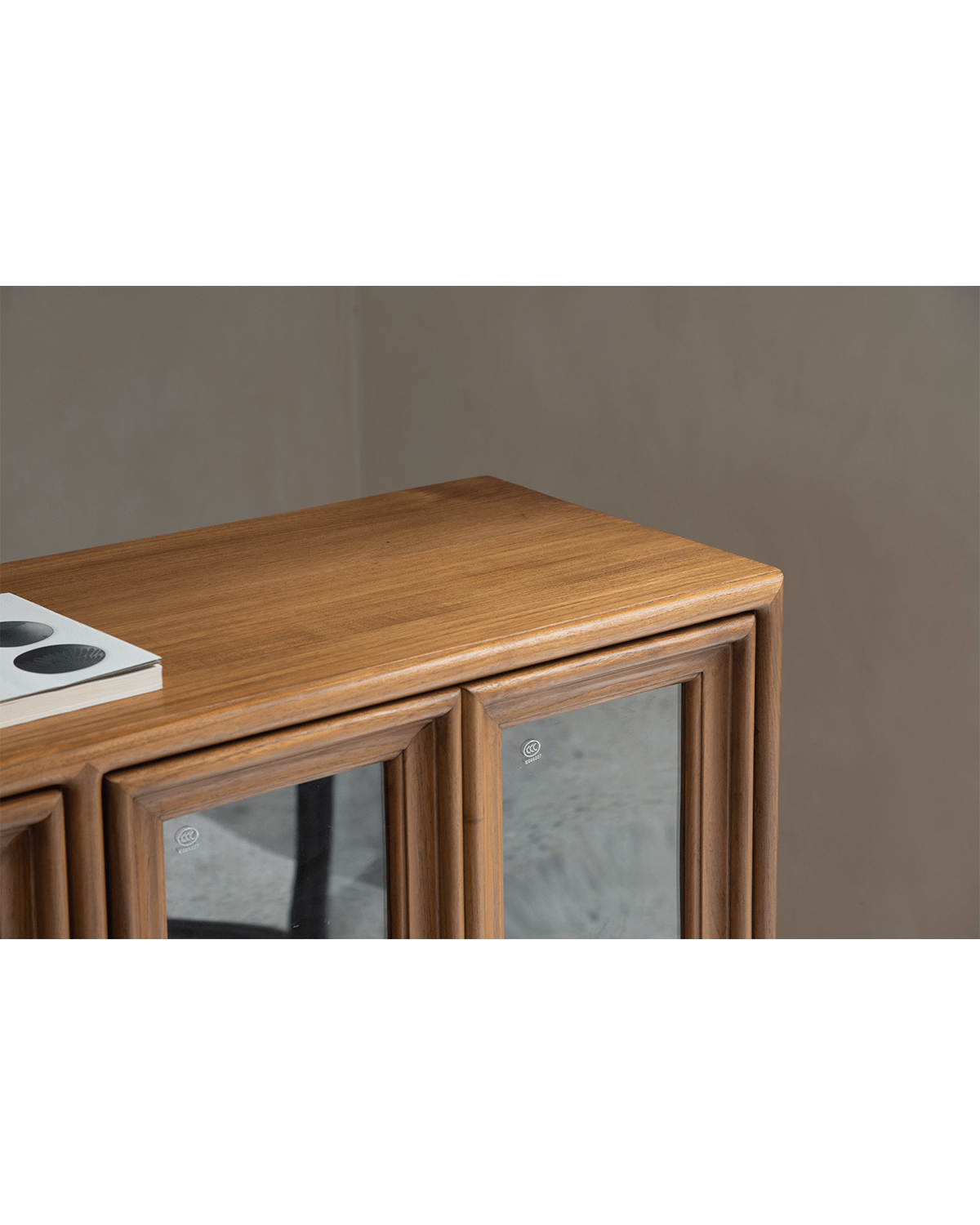 Armoire sur pilotis