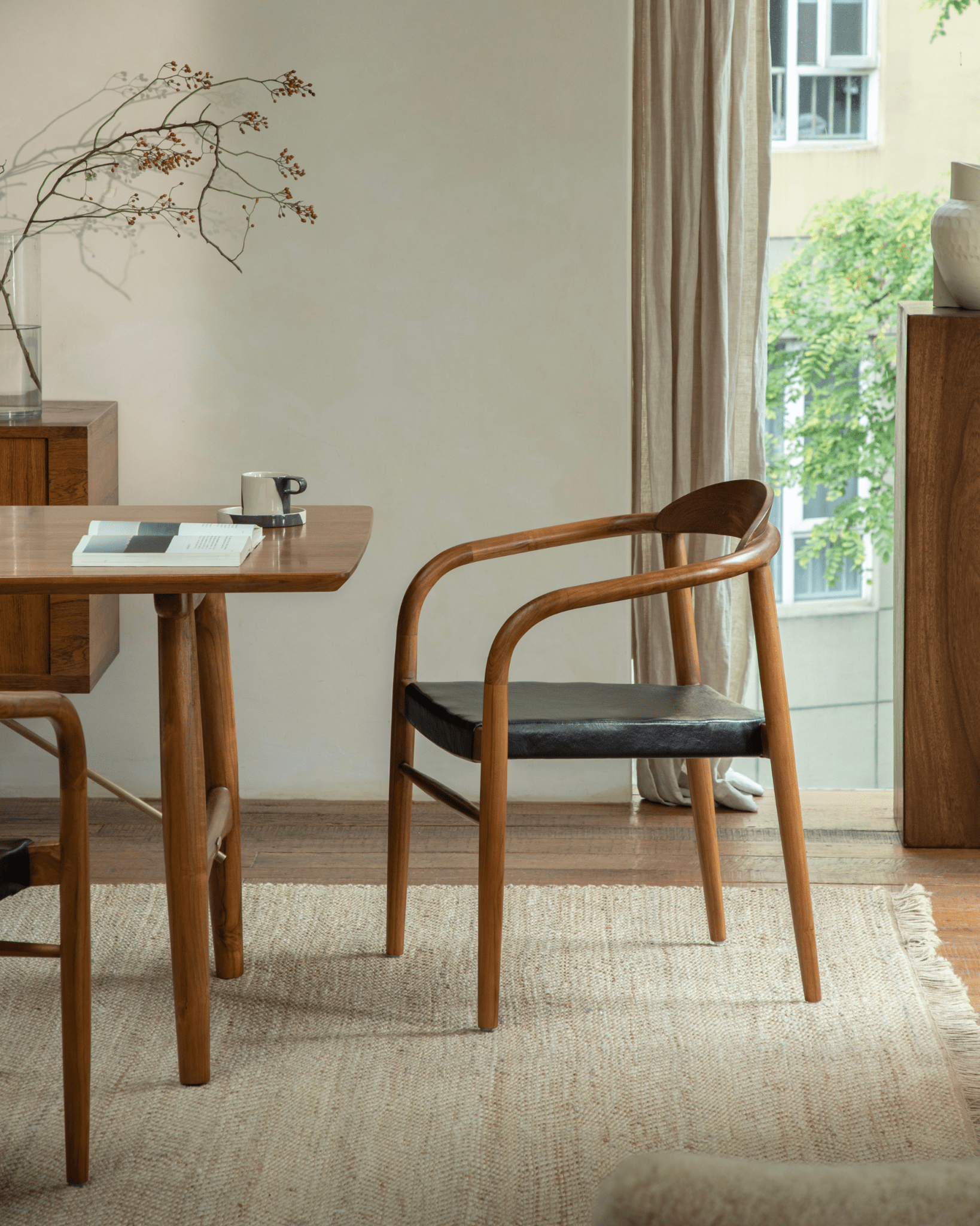 Chaise en cuir Crescent