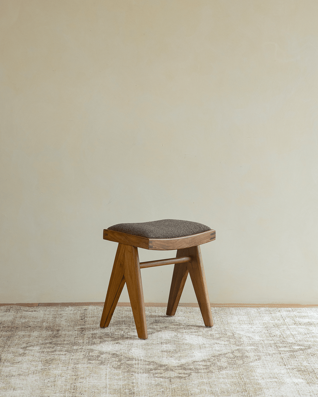 Tabouret facile Chandigarh