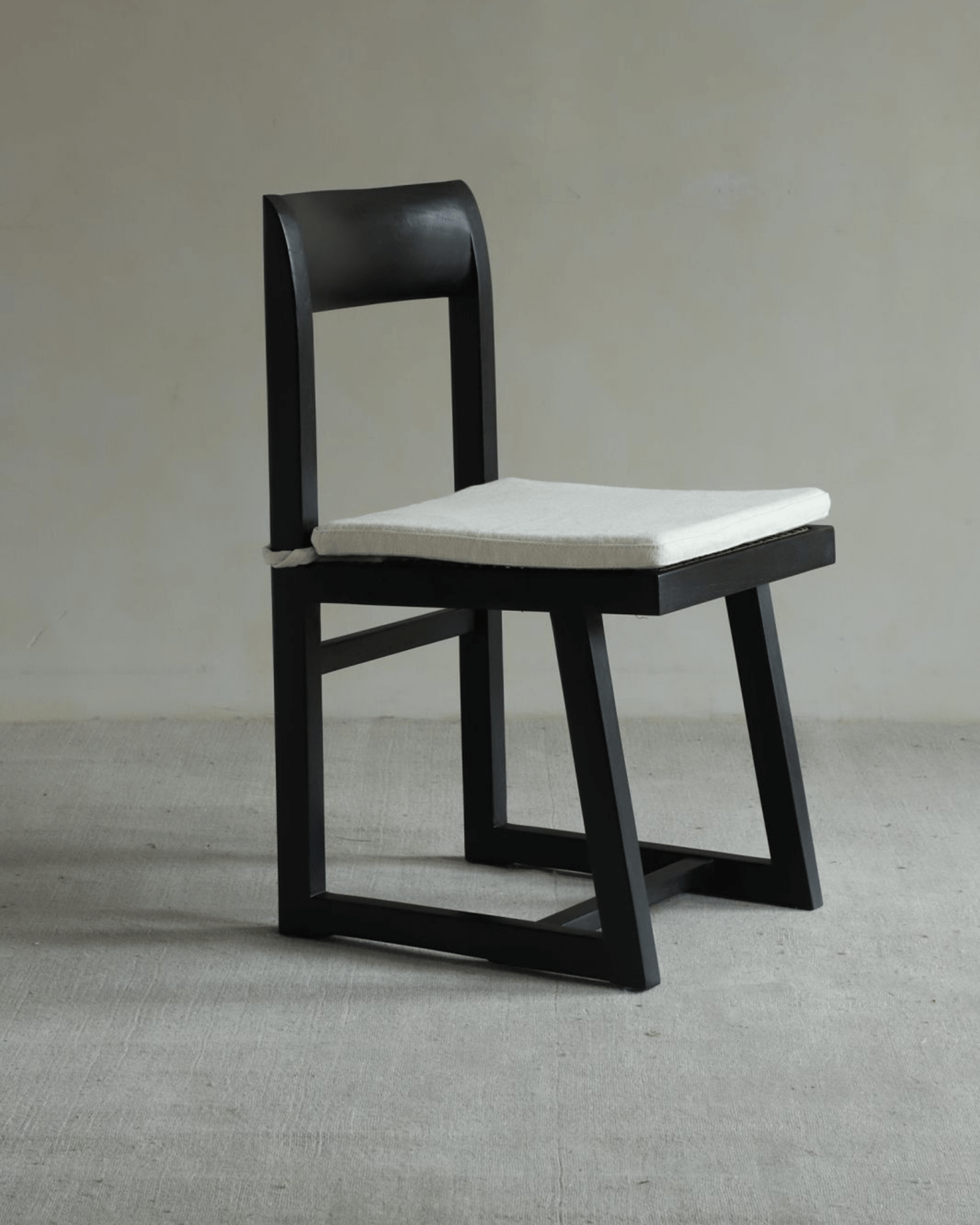 Chaise en forme de boîte Chandigarh