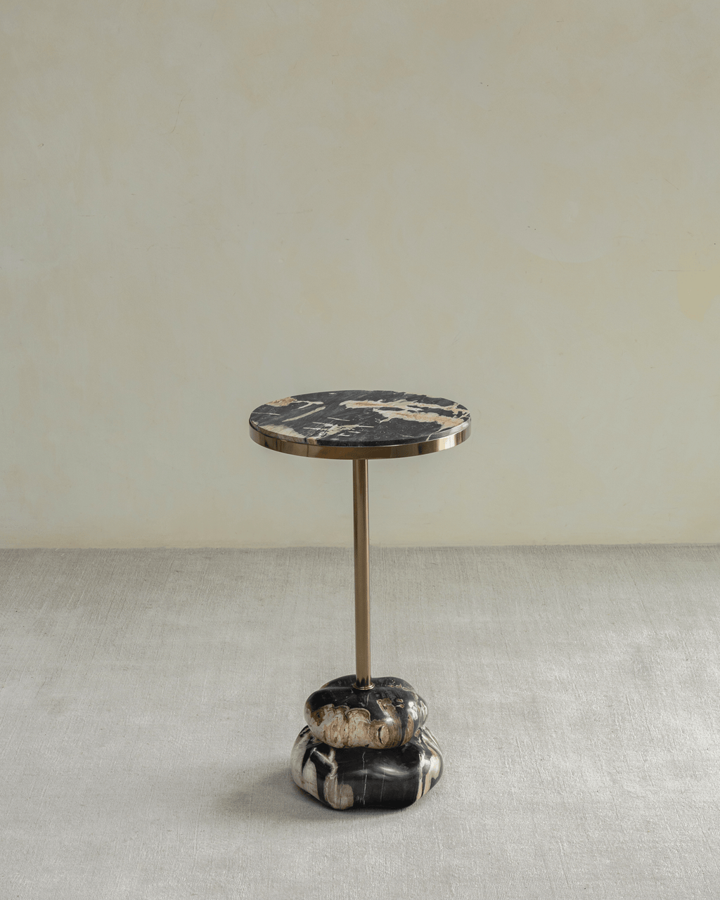 Table d'appoint en bois pétrifié Lolli