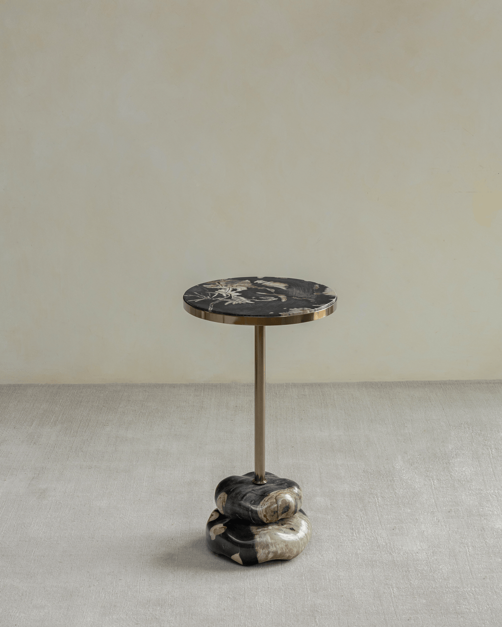 Table d'appoint en bois pétrifié Lolli