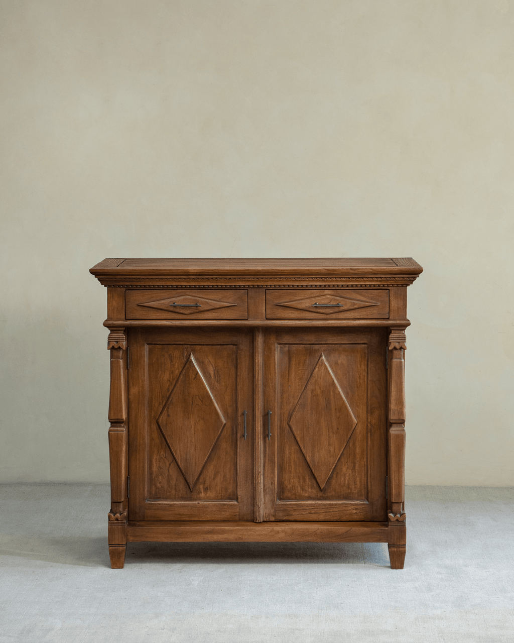 Armoire en teck Victoria