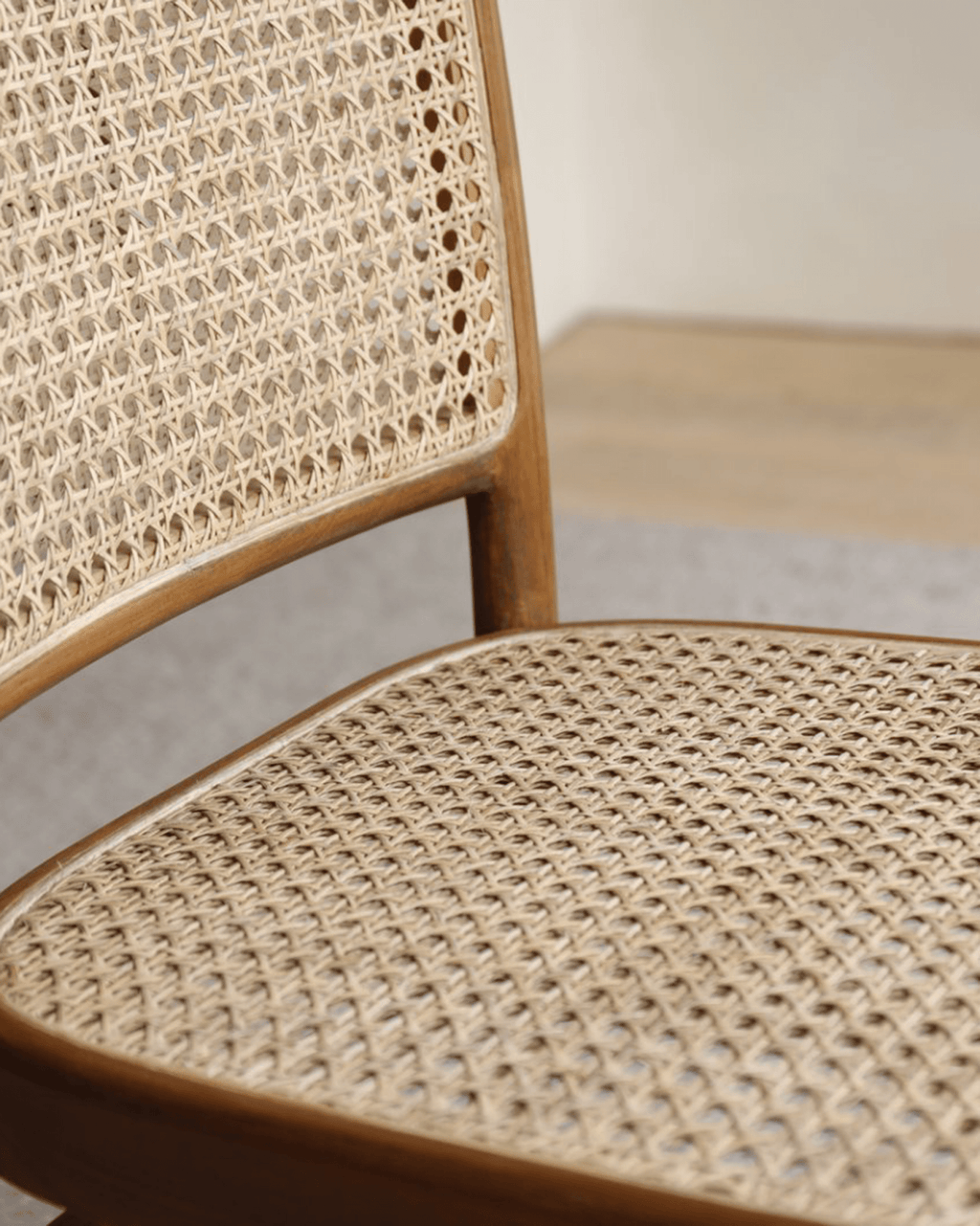 Chaise N°811