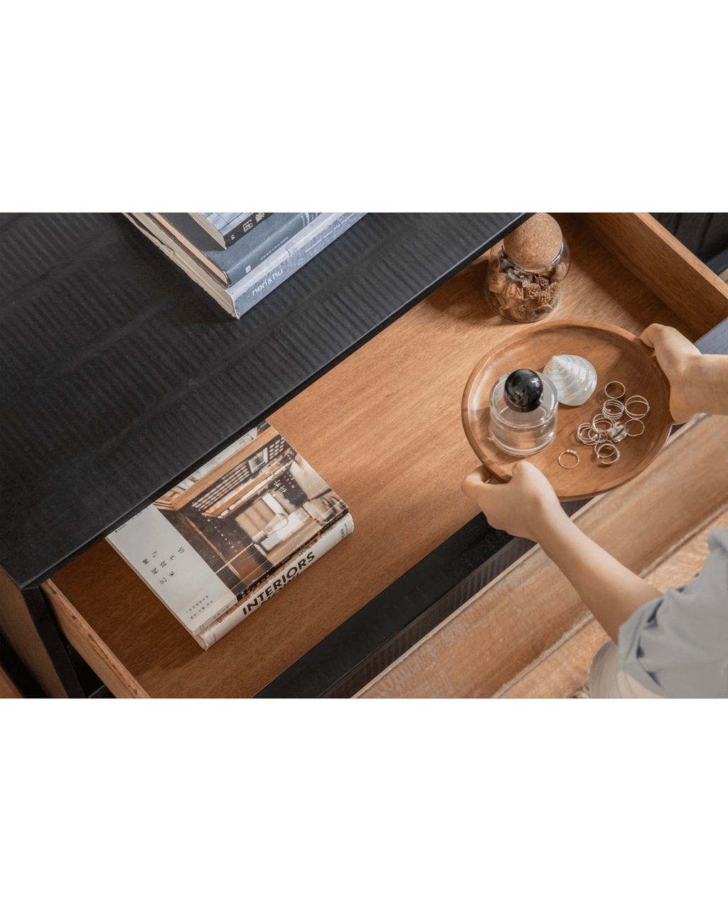Buffet noir n° 32