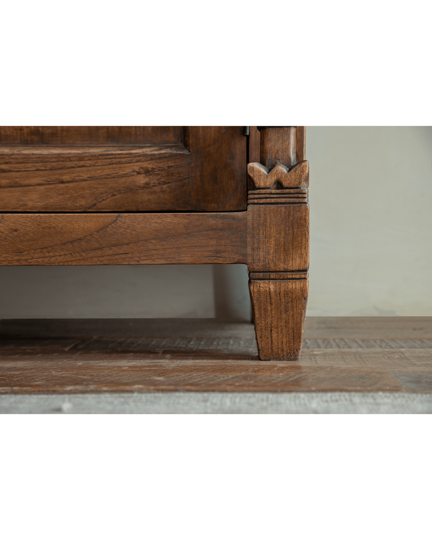 Armoire en teck Victoria