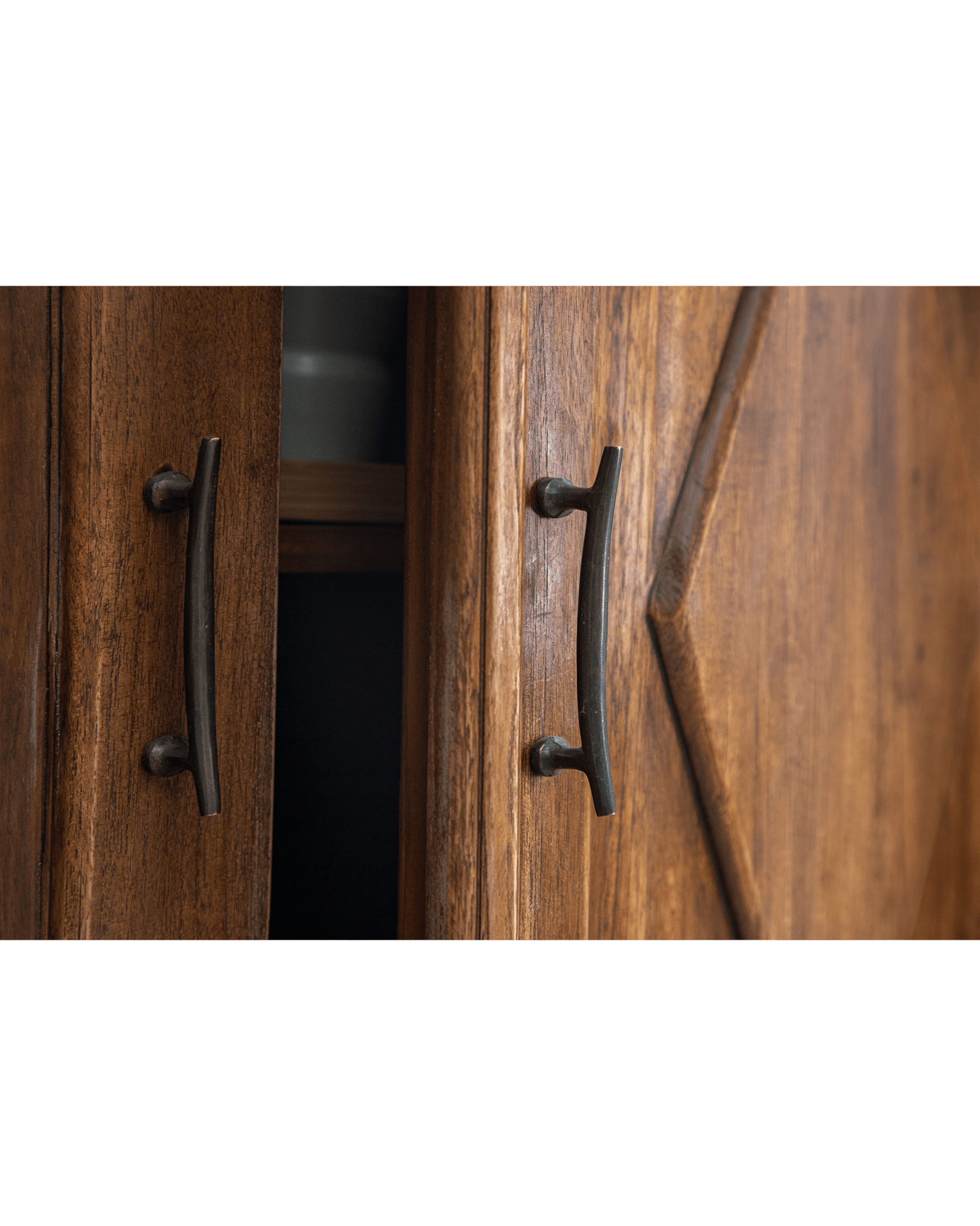 Armoire en teck Victoria
